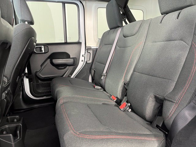 Used 2025 Jeep Wrangler Unlimited Rubicon AWD/4WD image 39