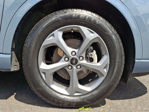Used 2023 Ford Escape ST-Line w/ Tech Pack #1 AWD/4WD image 8
