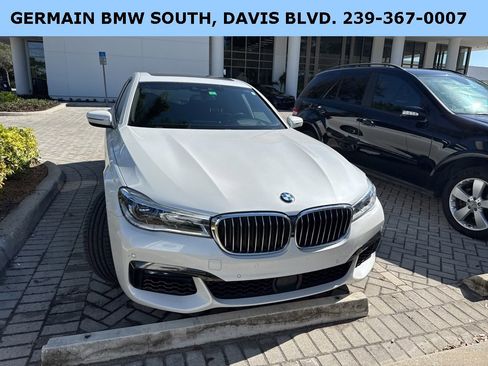 Used 2019 BMW 750i w/ Executive Package image 15