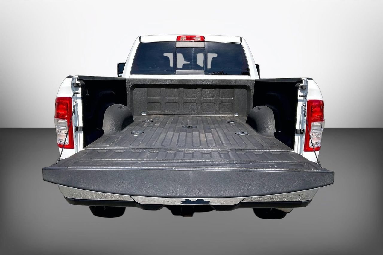 Certified 2024 RAM 3500 Tradesman w/ Chrome Appearance Group AWD/4WD image 24