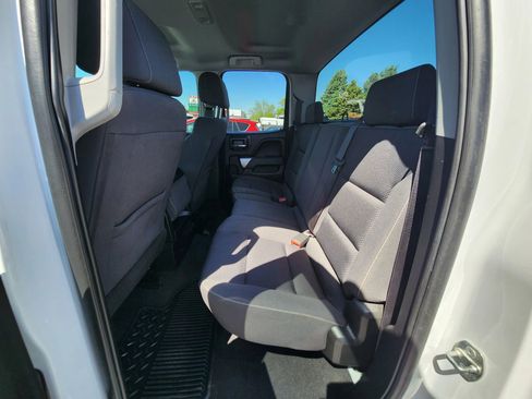Used 2019 Chevrolet Silverado 1500 LT AWD/4WD image 17