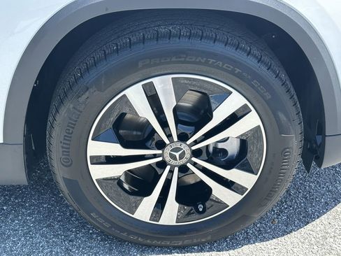 Certified 2025 Mercedes-Benz GLA 250 image 14