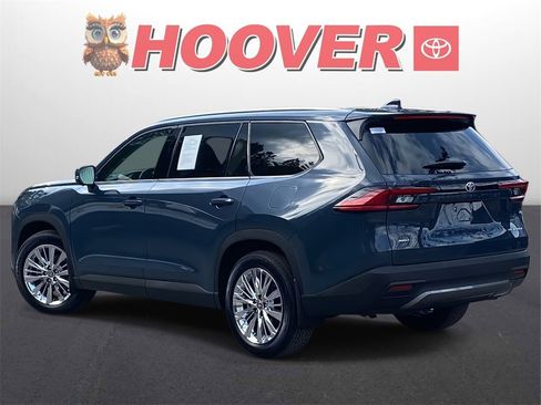 Used 2025 Toyota Grand Highlander Platinum image 5