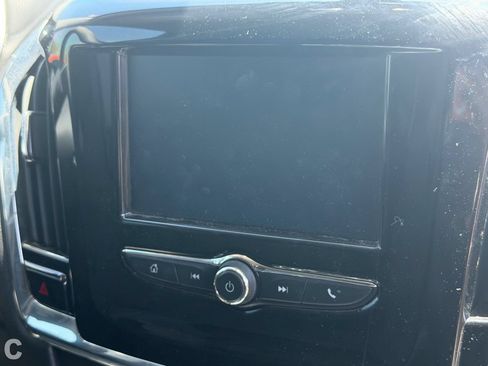 Used 2018 Chevrolet Traverse LS FWD image 10