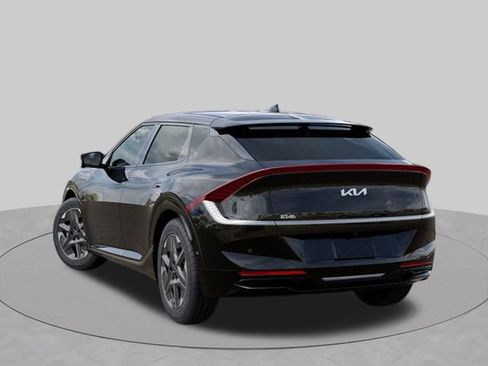 New 2025 Kia EV6 Light w/ Light LR Technology Package AWD/4WD image 4