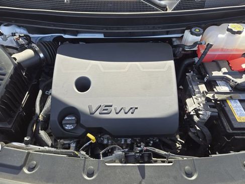 Used 2023 Chevrolet Traverse High Country image 33