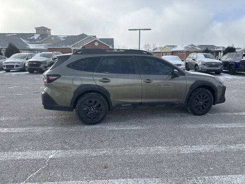 Used 2024 Subaru Outback Onyx Edition image 14