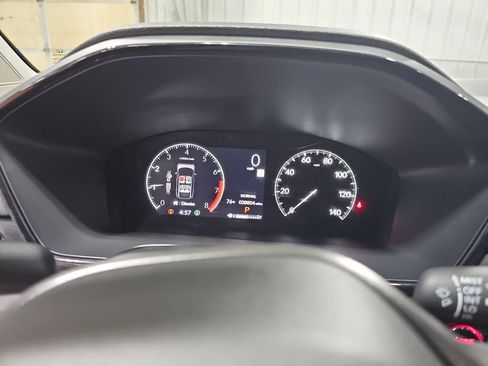 Used 2025 Honda CR-V EX image 18