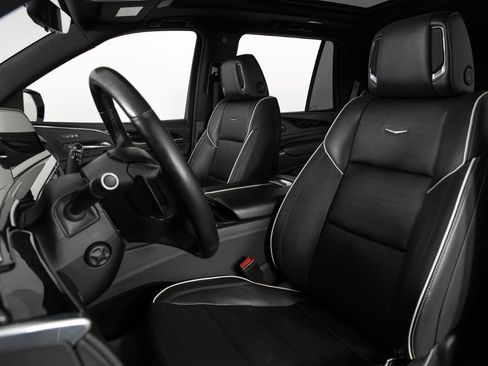 Used 2021 Cadillac Escalade Sport image 15