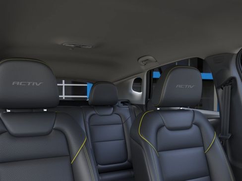 New 2026 Chevrolet Trax ACTIV w/ Driver Confidence Package FWD image 44