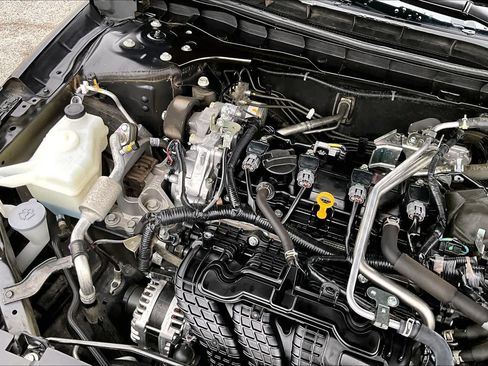 Certified 2024 Nissan Altima 2.5 SV FWD image 33