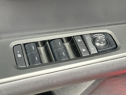 Certified 2025 Lexus UX 300h UX 300h w/ Accessory Package (Z2) image 13