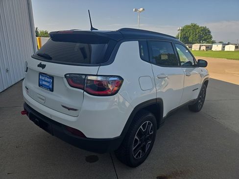 Used 2019 Jeep Compass Trailhawk w/ Leather Interior Group AWD/4WD image 6