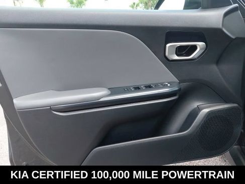 Certified 2025 Kia K4 FWD image 20