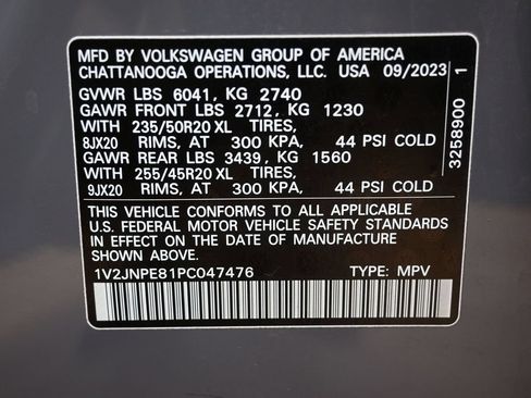 Used 2023 Volkswagen ID.4 Pro S Plus AWD/4WD image 30