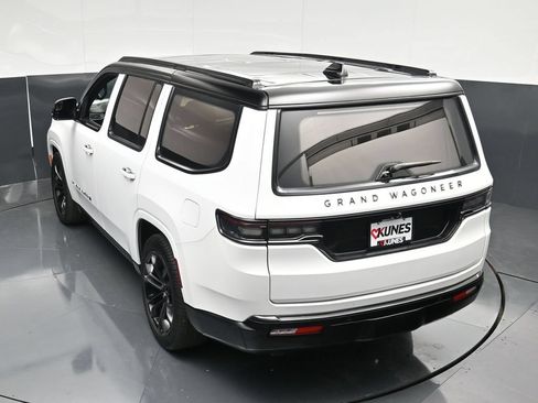 Used 2024 Jeep Grand Wagoneer Series II Obsidian w/ Quick Order Packagew 28T AWD/4WD image 60