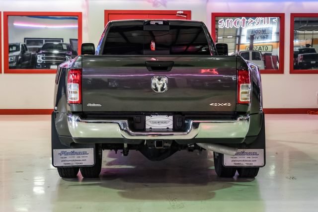 Used 2024 RAM 3500 Tradesman w/ Chrome Appearance Group AWD/4WD image 10