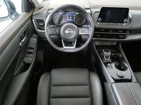 Used 2023 Nissan Rogue SV w/ SV Premium B Package AWD/4WD image 19
