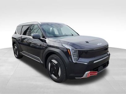 New 2026 Kia EV9 Wind