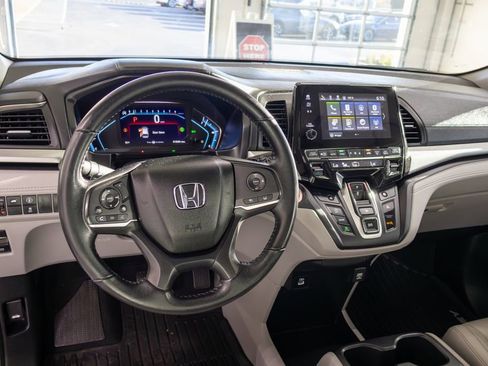Used 2021 Honda Odyssey EX-L image 16