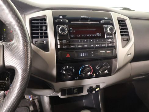 Used 2012 Toyota Tacoma PreRunner w/ TRD Off-Road Pkg image 5