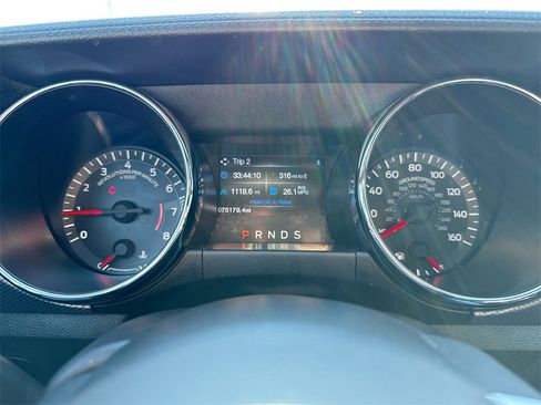 Used 2017 Ford Mustang Coupe image 11