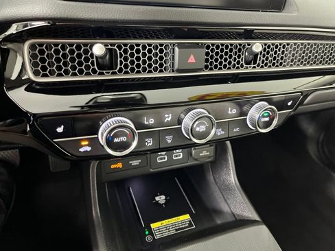 Certified 2024 Honda Civic Touring image 31