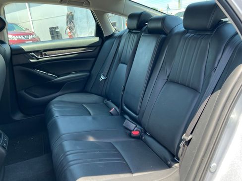 Used 2022 Honda Accord Touring image 22