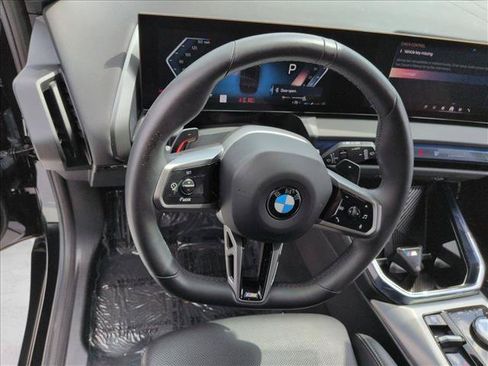 Used 2025 BMW 330i Sedan w/ M Sport Package RWD image 11