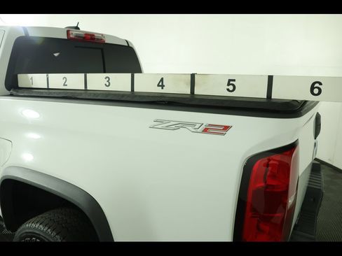 Used 2018 Chevrolet Colorado ZR2 image 10