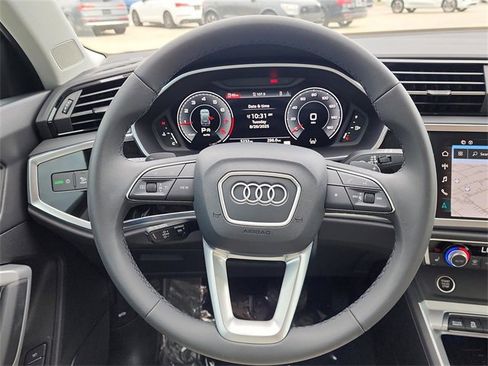 Certified 2025 Audi Q3 2.0T Premium Plus image 12