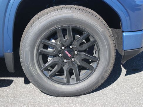 New 2026 GMC Sierra 1500 Elevation w/ Preferred Package image 9