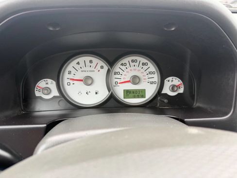 Used 2005 Ford Escape XLT image 18