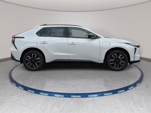 New 2026 Toyota bZ XLE Plus image 3