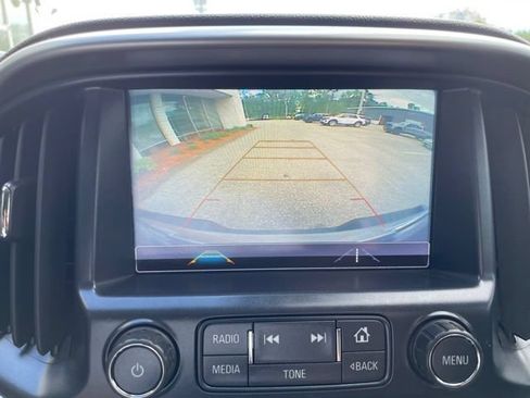 Used 2018 Chevrolet Colorado LT w/ Safety Package AWD/4WD image 18