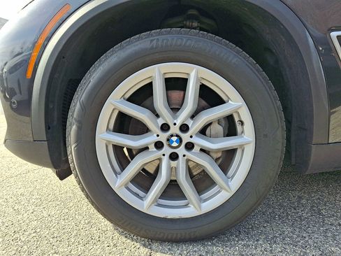 Used 2023 BMW X5 xDrive40i w/ Premium Package image 7