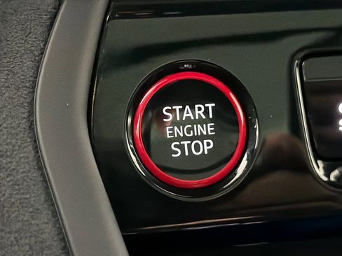 Used 2025 Audi SQ5 Premium Plus w/ Premium Plus Package image 22