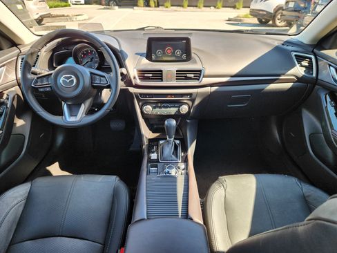 Used 2017 MAZDA MAZDA3 Grand Touring w/ Premium Equipment Package FWD image 8