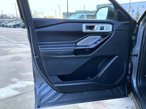 Used 2021 Ford Explorer ST w/ Equipment Group 401A image 10