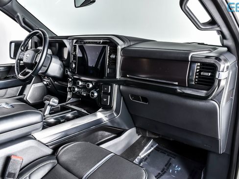 Used 2024 Ford F150 Platinum image 21