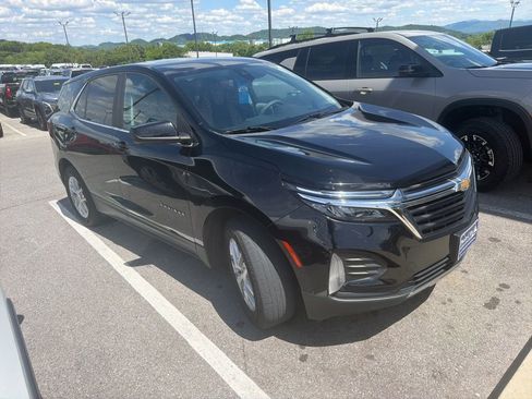 Used 2022 Chevrolet Equinox LT AWD/4WD image 1
