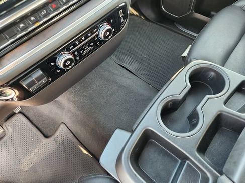 Certified 2025 GMC Sierra 1500 SLT AWD/4WD image 19