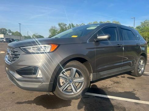 Used 2021 Ford Edge SEL w/ Convenience Package image 6