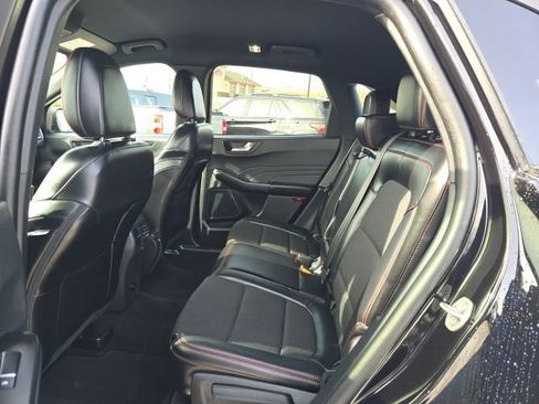 Used 2025 Ford Escape ST-Line image 15