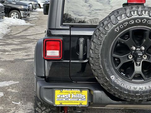 Certified 2023 Jeep Wrangler Willys image 13