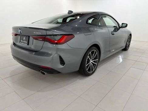 Used 2023 BMW 430i xDrive Coupe w/ Premium Package AWD/4WD image 5