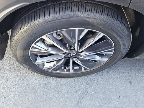 Used 2026 INFINITI QX60 Luxe w/ Cargo Package FWD image 9