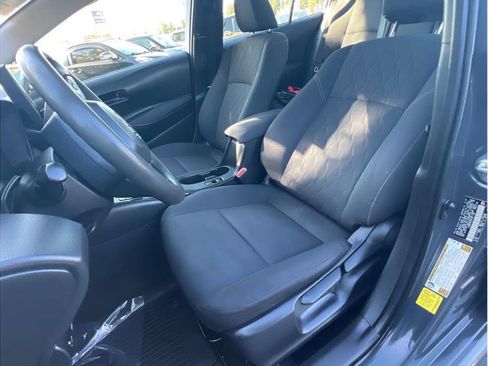 Used 2023 Toyota Corolla LE FWD image 19