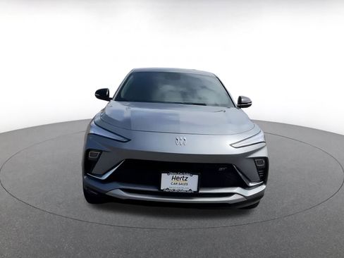 Used 2025 Buick Envista Sport Touring image 4