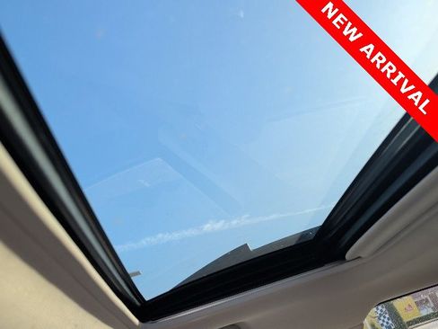 Used 2015 Subaru Outback 2.5i Limited image 9